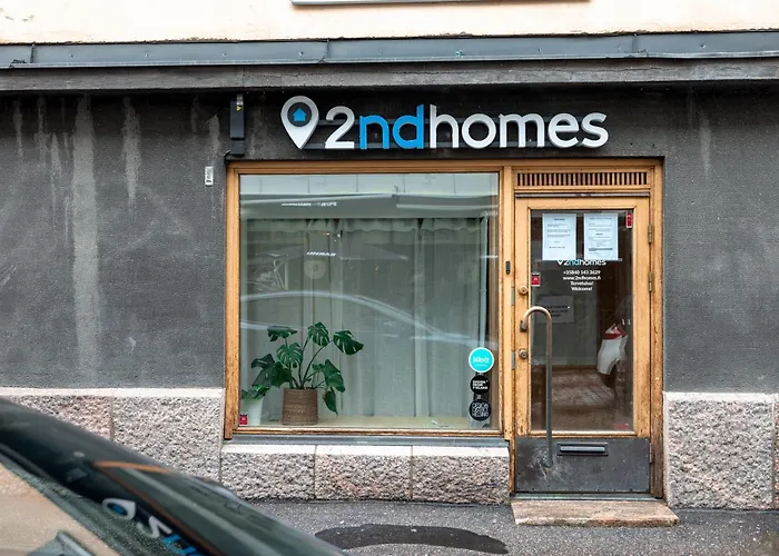 2Ndhomes Central 2Br Apartment With Sauna & Balcony